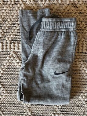 Nike Gray Heather Kids Jogger Sweatpants with Black Swoosh